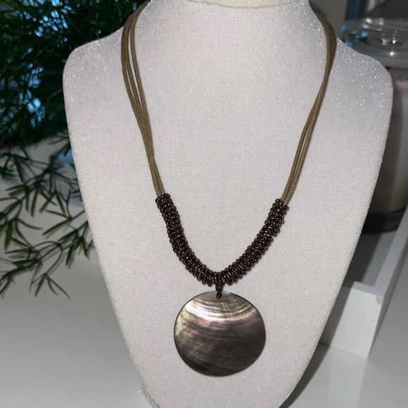 Lia Sophia Jewelry - Lia Sophia Harvest Moon Mother of Pearl or Abalone Cord Necklace 18”